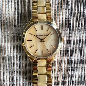 Michael Kors MK4285 Women's Runway Horn and Gold-Tone Watch
